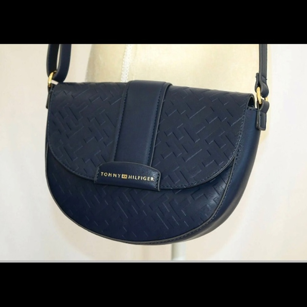 NEW TOMMY HILFIGER CROSSBODY BAG SHOULDER BAG BLUE TH LOGO NWT  69J4246 …